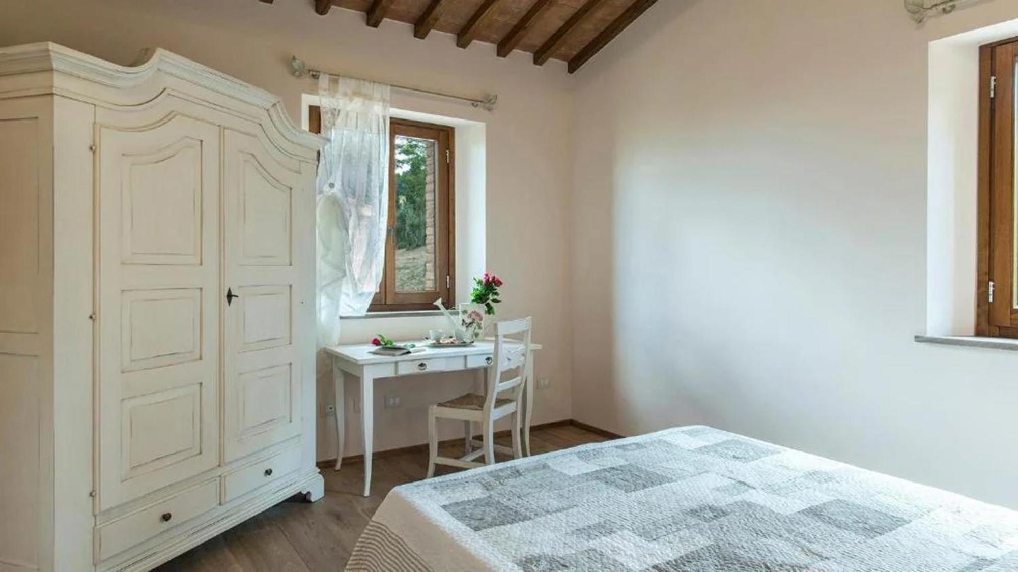 דירות וולטרה Casale Con Vista Colline מראה חיצוני תמונה